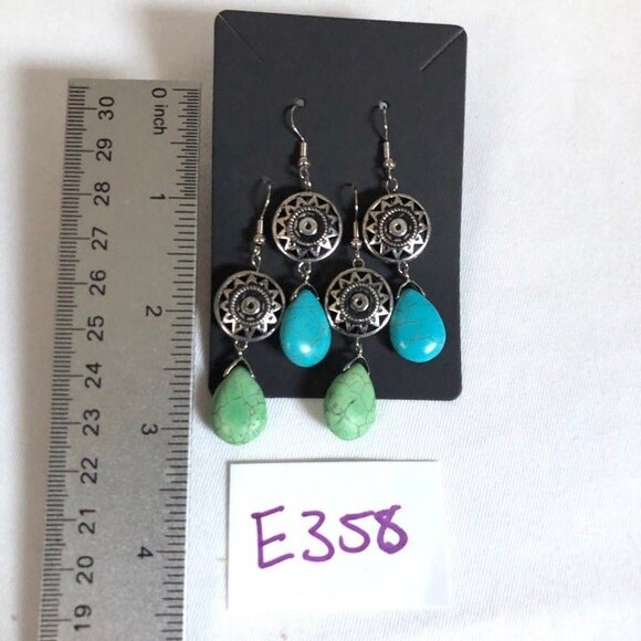 Silver Mandala Stone Dangle Pendant Pierced Earrings 2 Pairs Green Blue - Picture 4 of 5